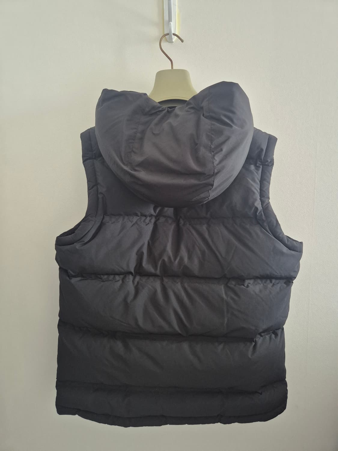 르꼬끄 듀라썸 다운 베스트 패딩조끼 거의 새것 상품이미지2