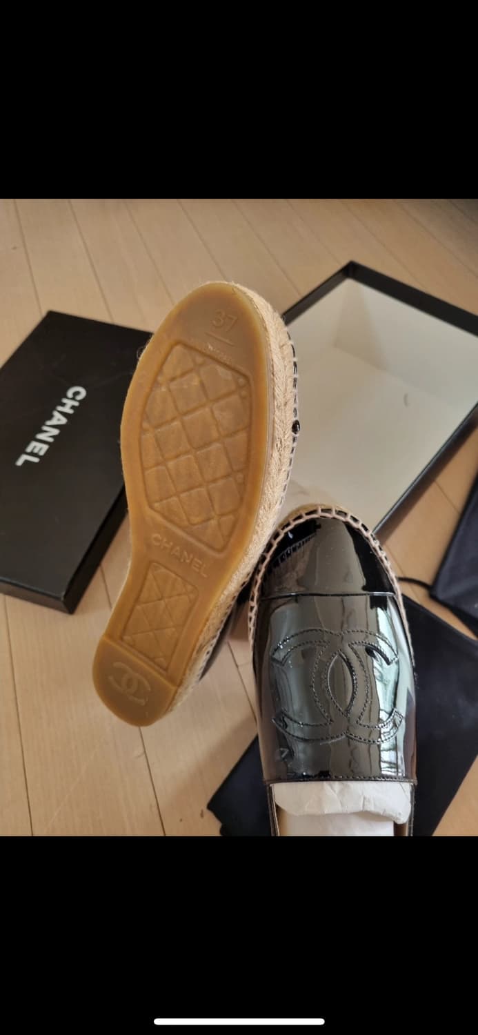 샤넬 에스파듀 유광 블랙 새상품 상품이미지3