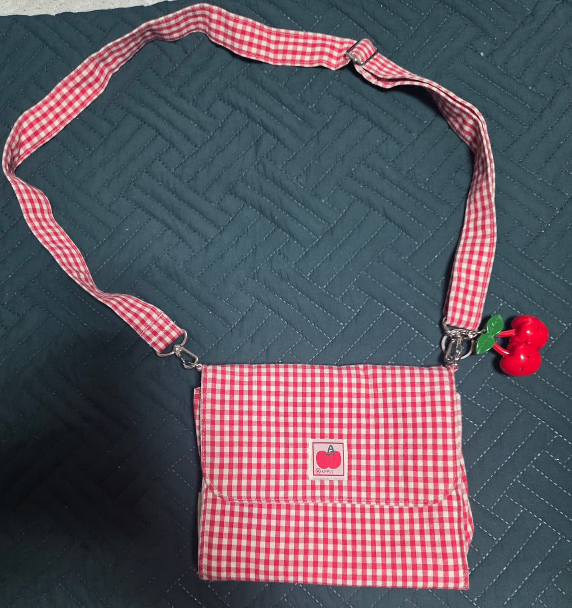 귀여운 체리 똑딱이 가방 상품이미지1