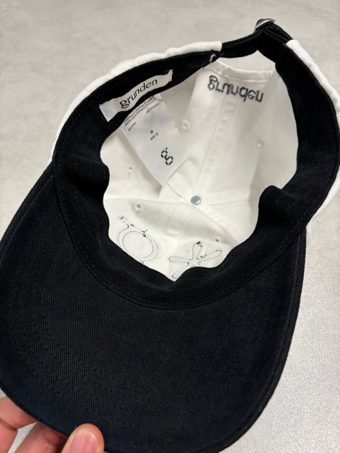 글런든 grunden 배색 로고 볼캡 1사이즈 상품이미지2