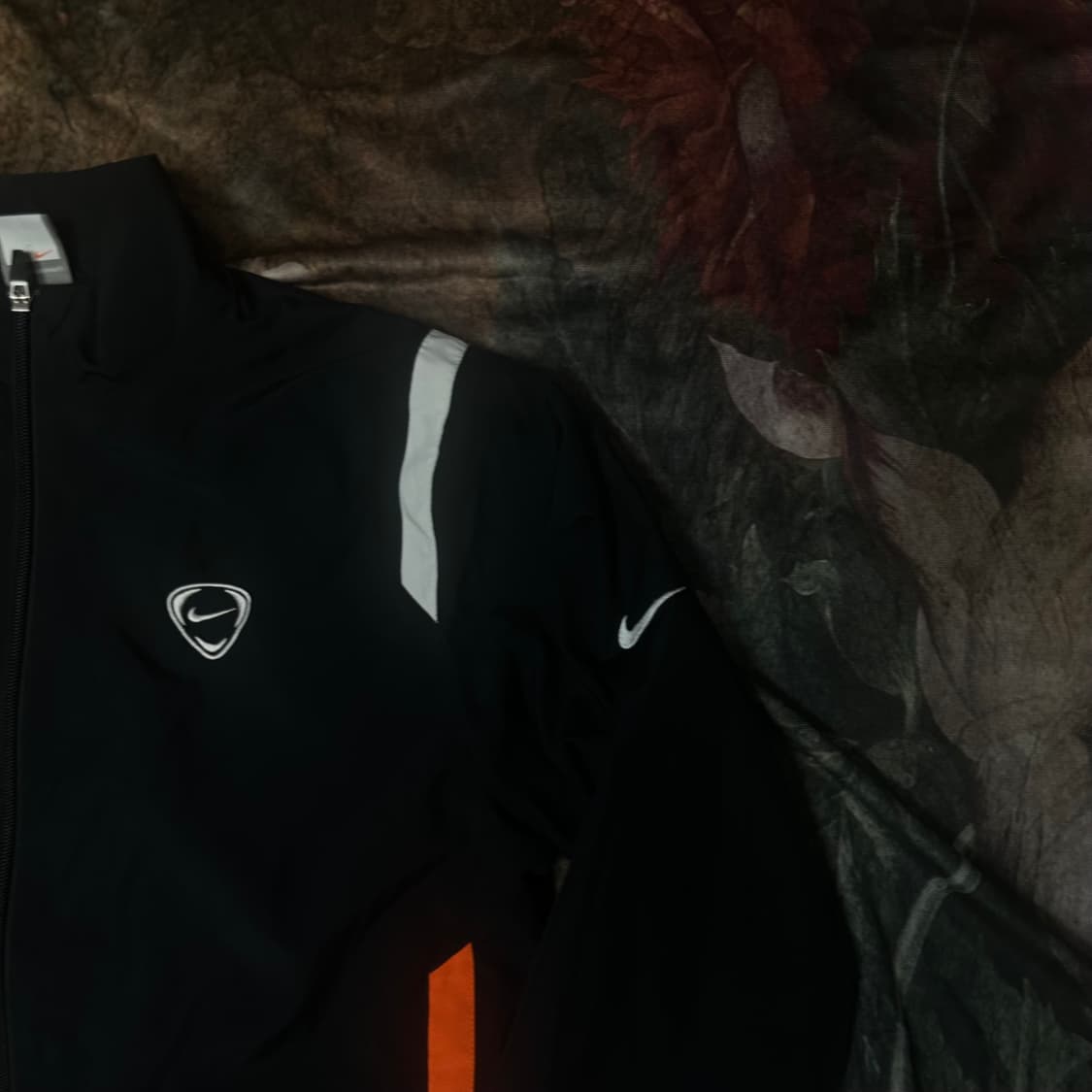 나이키 드라이핏 스우시 스몰로고 블랙바람막이 100 상품이미지2