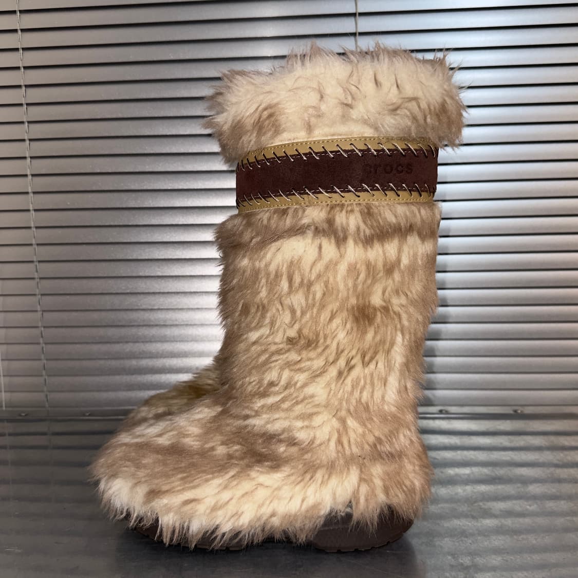 리미티드 에디션 크록스 퍼 네이티브 털 부츠 상품이미지4