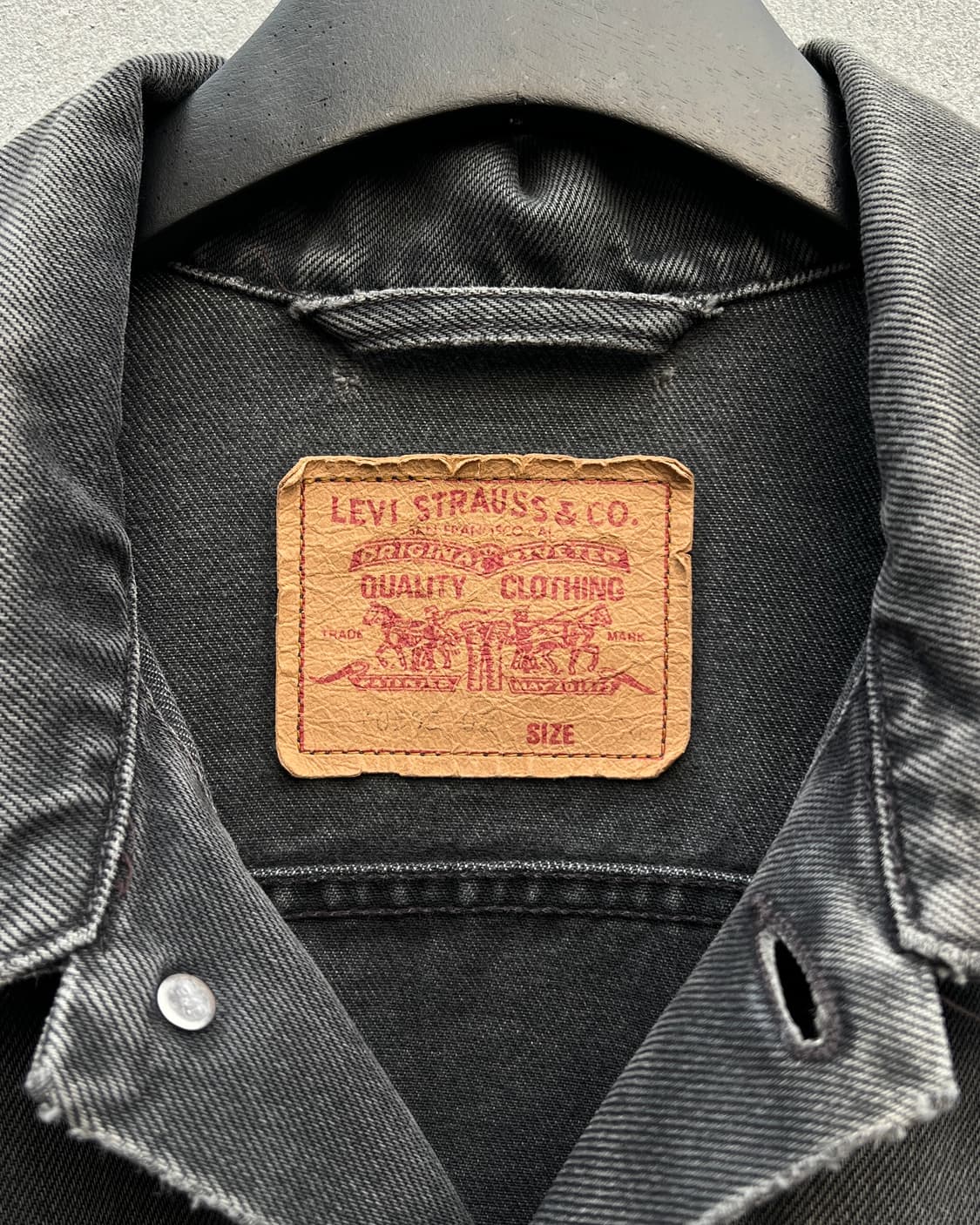 [XL] 90s 이태리제 리바이스 블랙 트러커 70503 상품이미지4