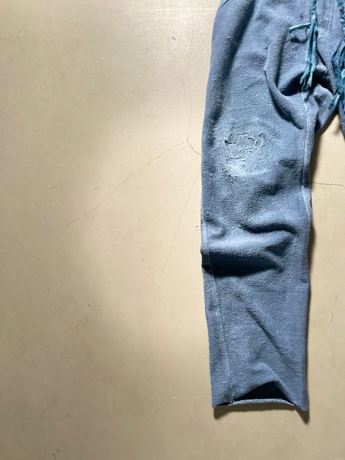 KZ Atelier Distressed Sweat Pants 상품이미지3