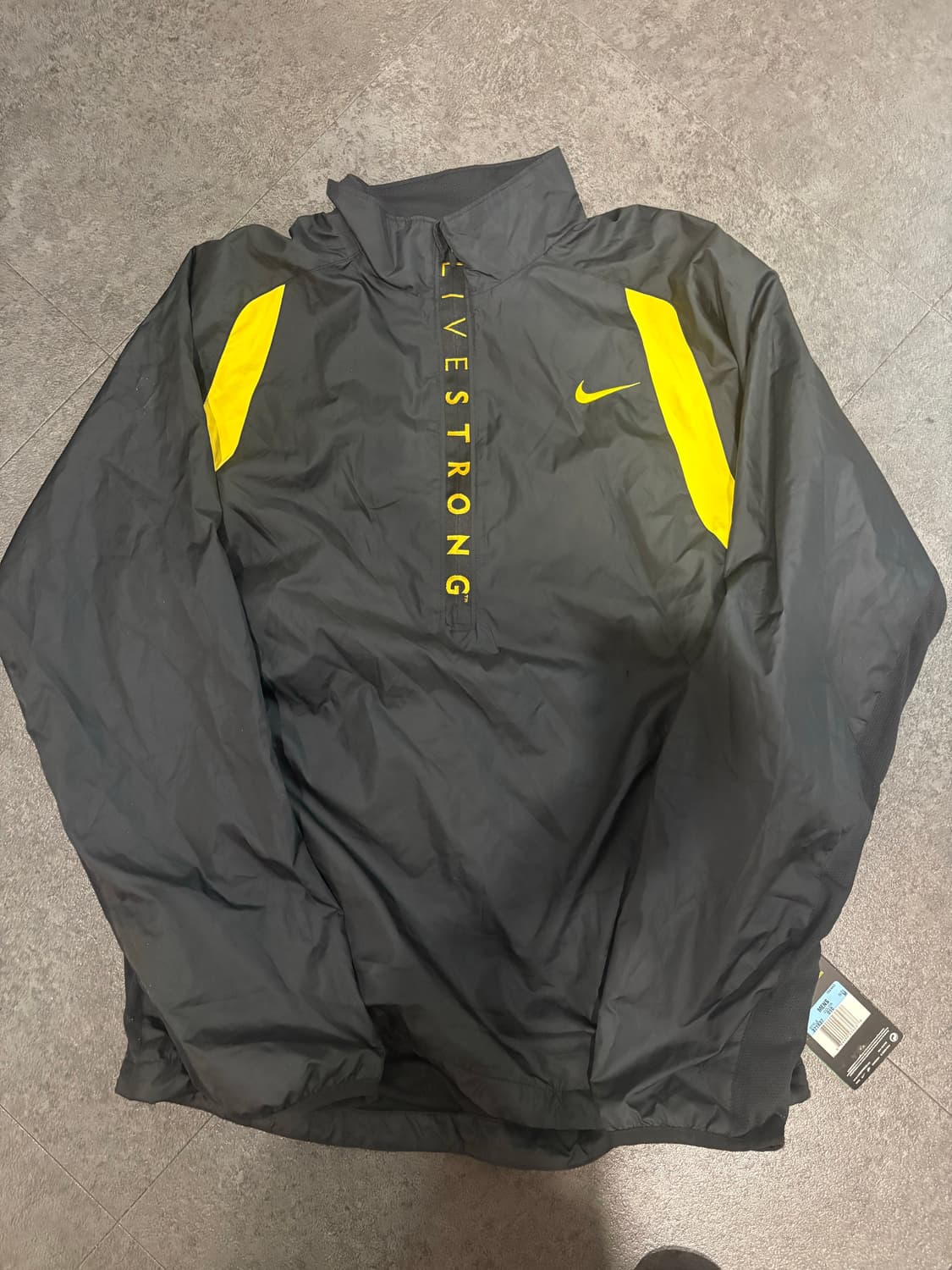 나이키 리브스트롱 아노락 상품이미지1