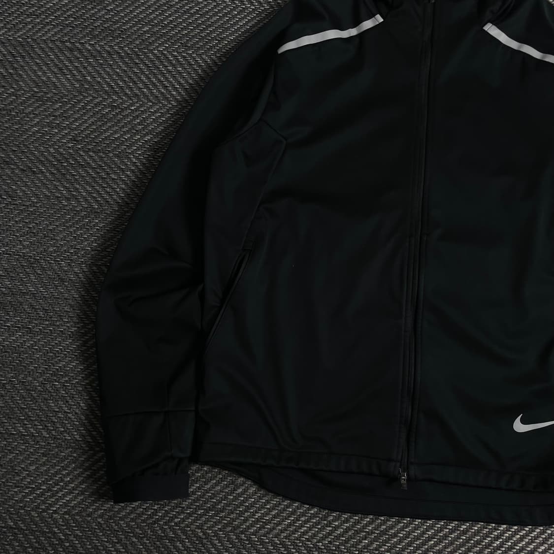 나이키 러닝 쉴드 스카치 디테일 자켓 y 3574 상품이미지4