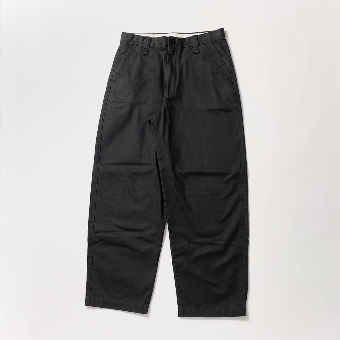 [UNIQLO] 유니클로 와이드핏 치노팬츠 08 DARK GREY 상품이미지4