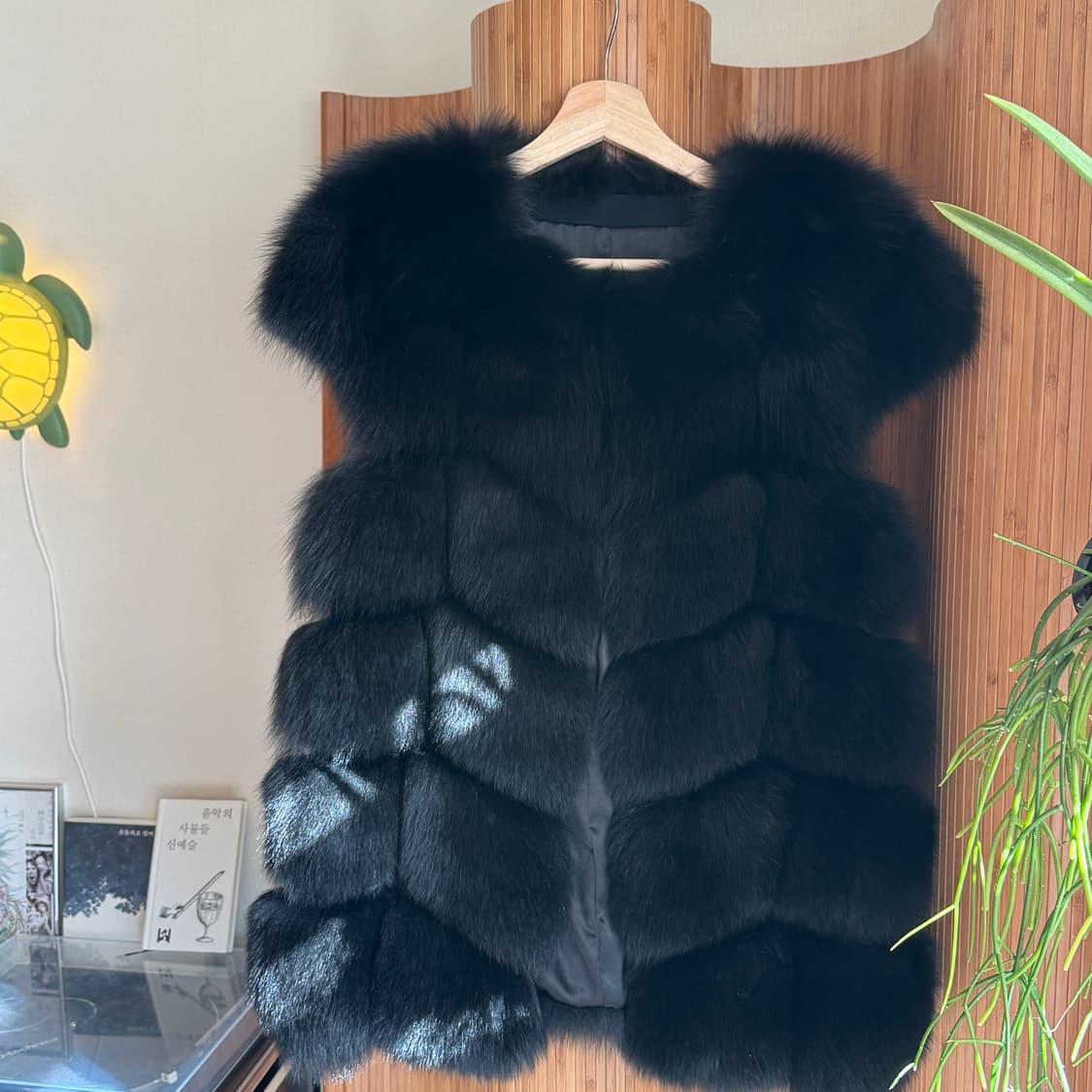 사가 폭스 반팔 퍼 자켓  상품이미지1