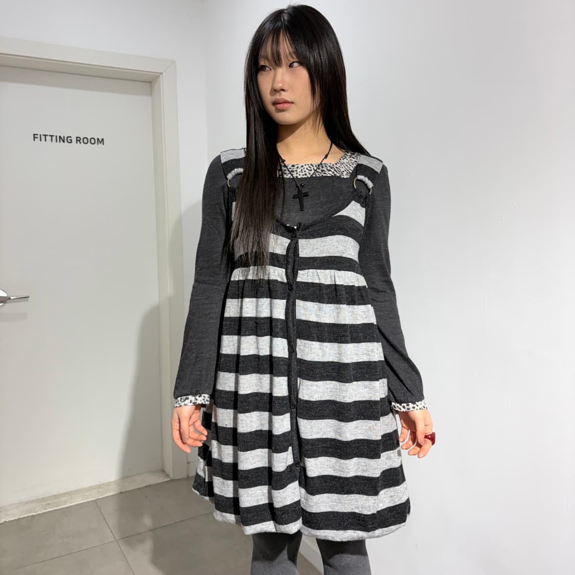 블랙 그레이 스트라이프 펌킨 플레어 나시 원피스 상품이미지1