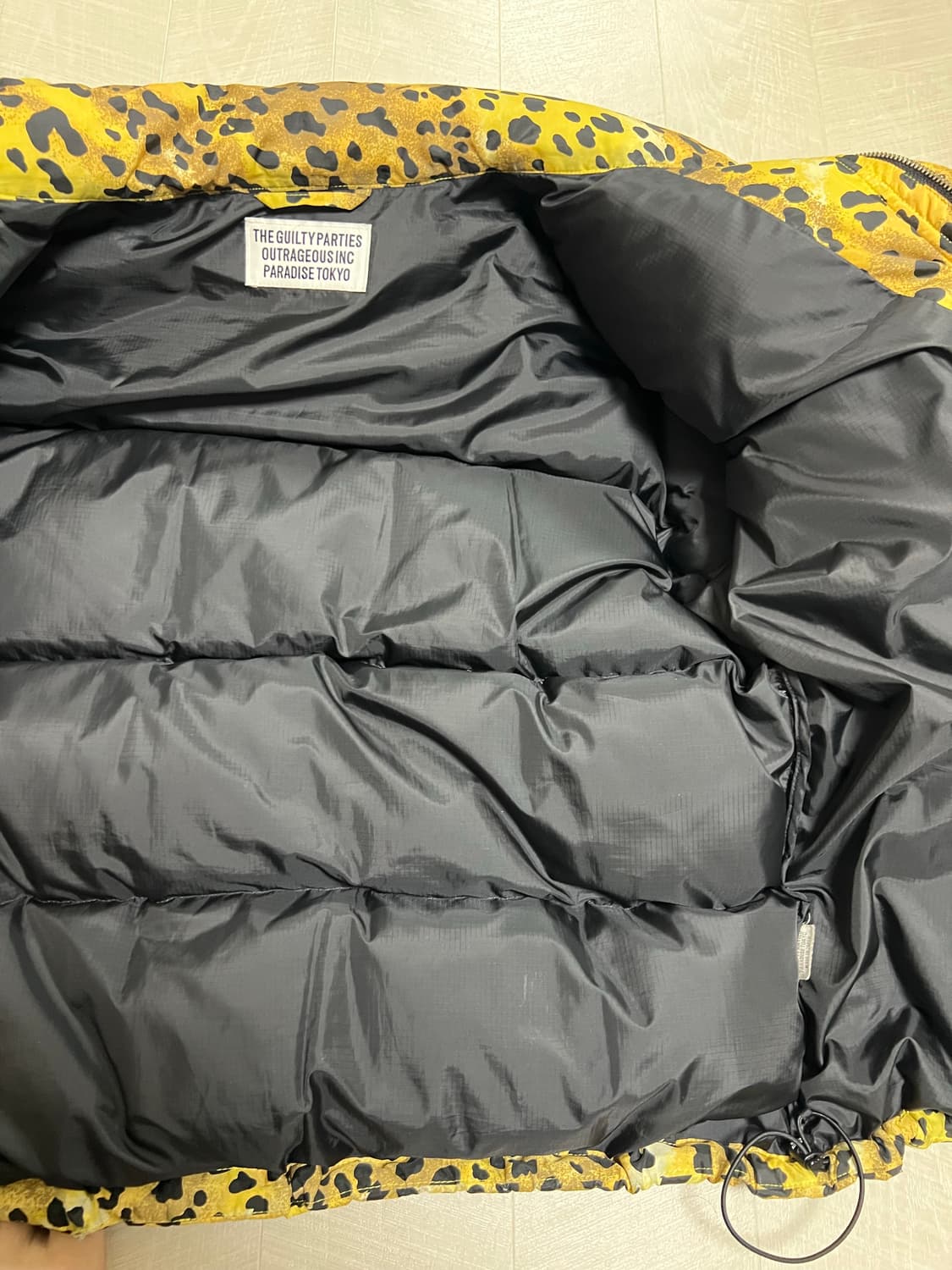 와코마리아 레오파드 다운자켓 19fw 상품이미지7