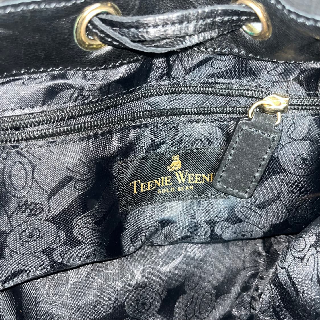 Teenie Weenie 블랙 테슬 크로스백 상품이미지4