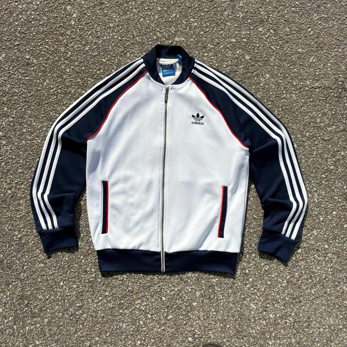 아디다스 화이트 컬러 슈퍼스타 트랙탑 져지 상품이미지1