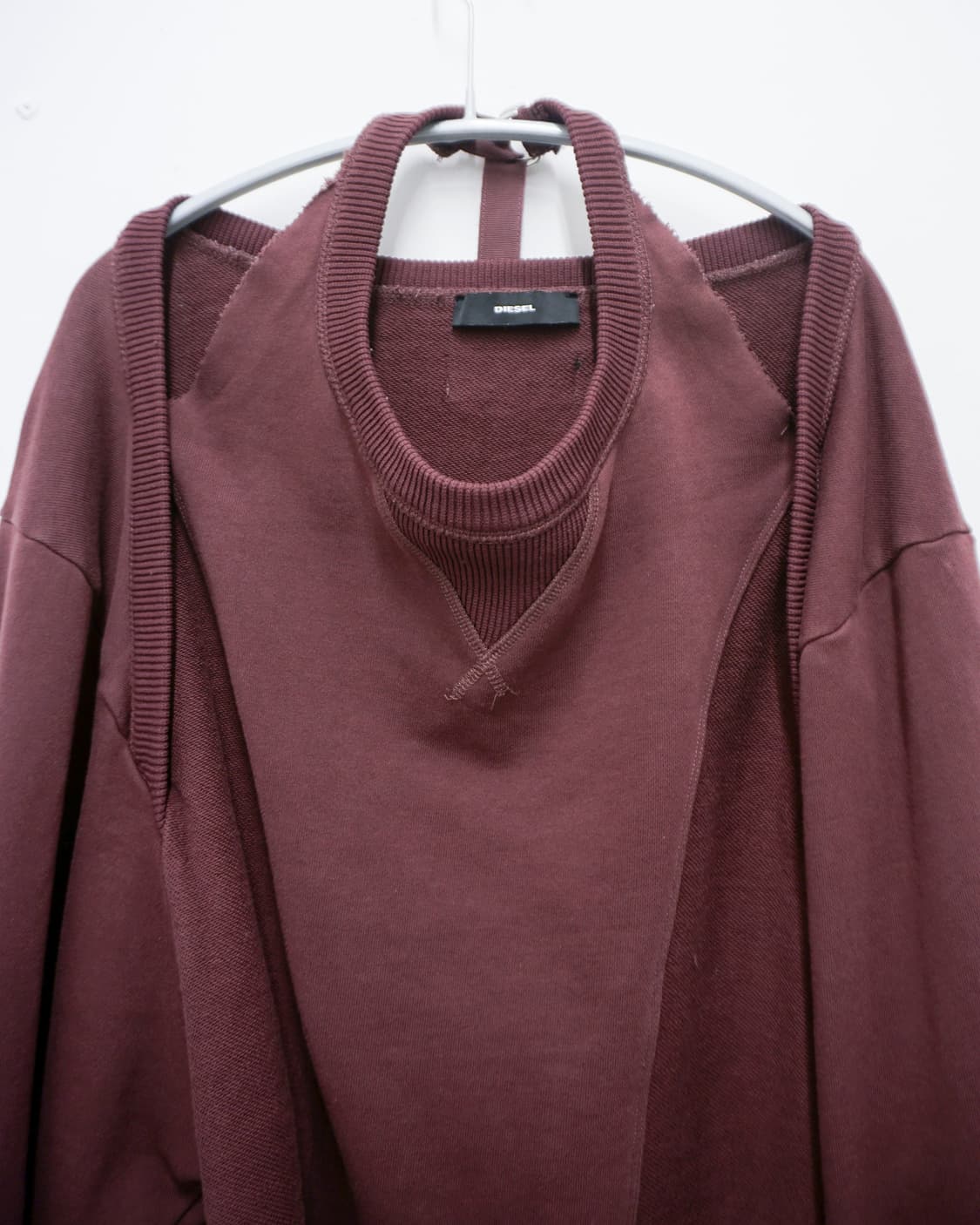 DIESEL cut-out layered strap sweatshirt 상품이미지4