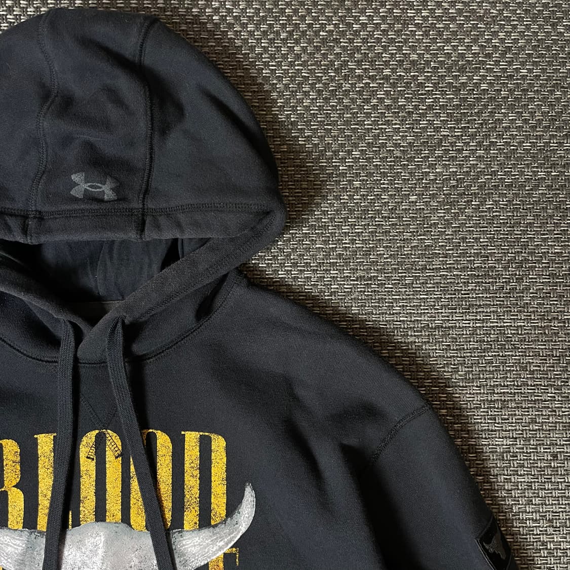 언더아머 블랙 프로젝트 락 프린팅 후드 L 상품이미지3