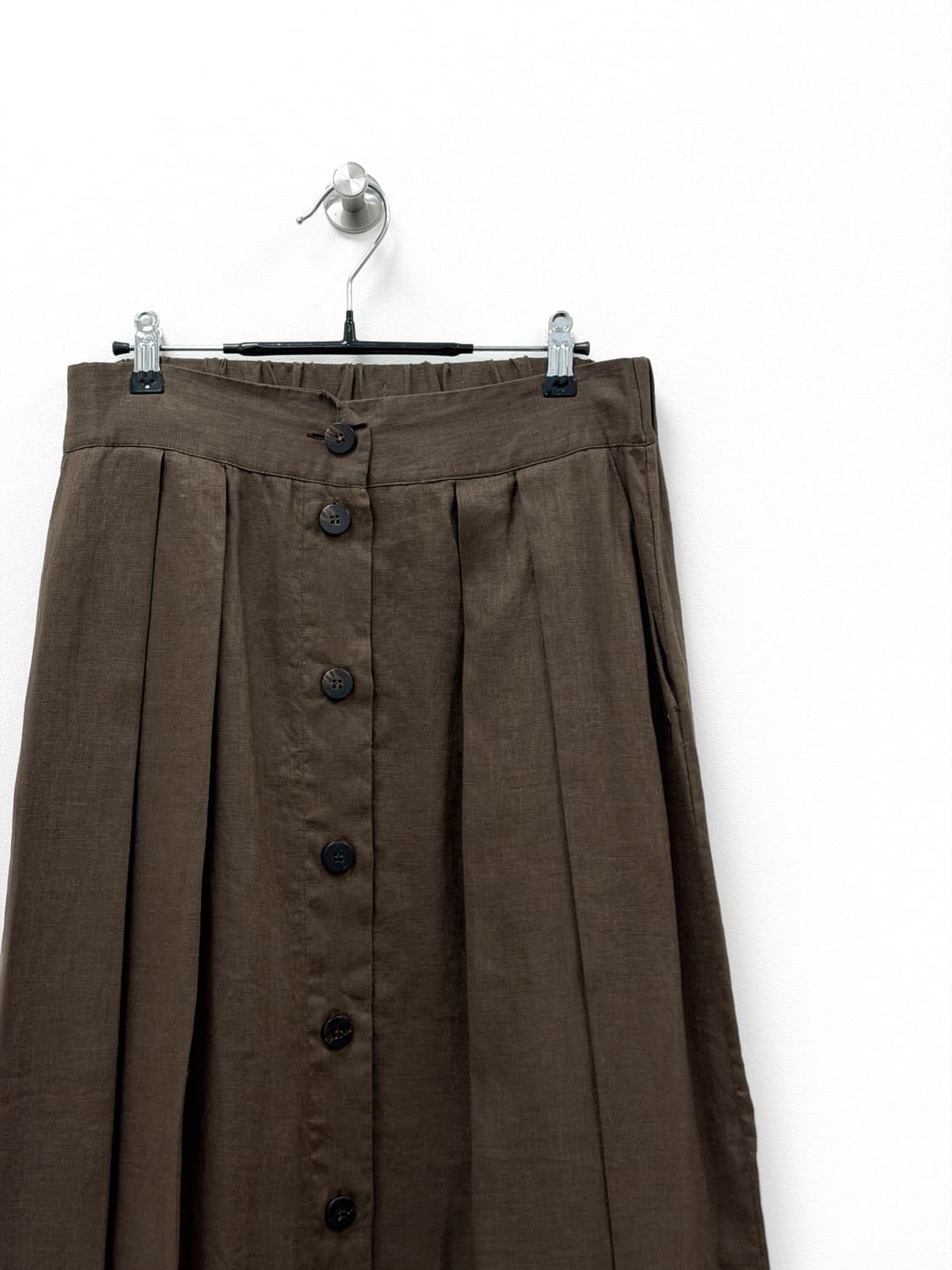 오또다메 린넨 버튼 플리츠 롱 스커트 상품이미지2