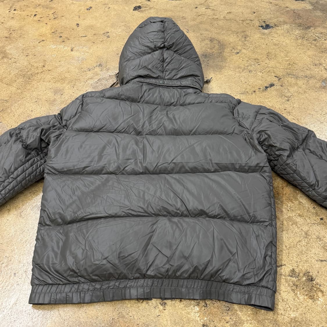 디젤 카키 숏패딩  상품이미지4