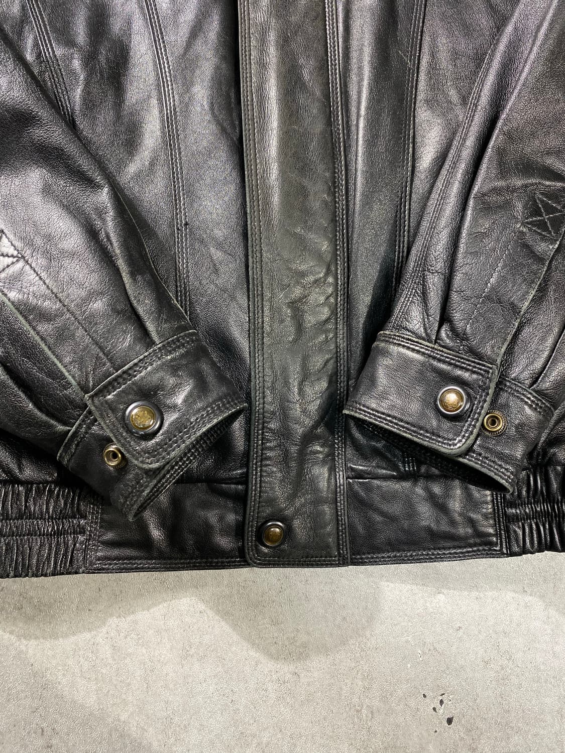 [105]90s Indian 블랙 덕다운 라이닝 양가죽 봄버자켓 상품이미지4