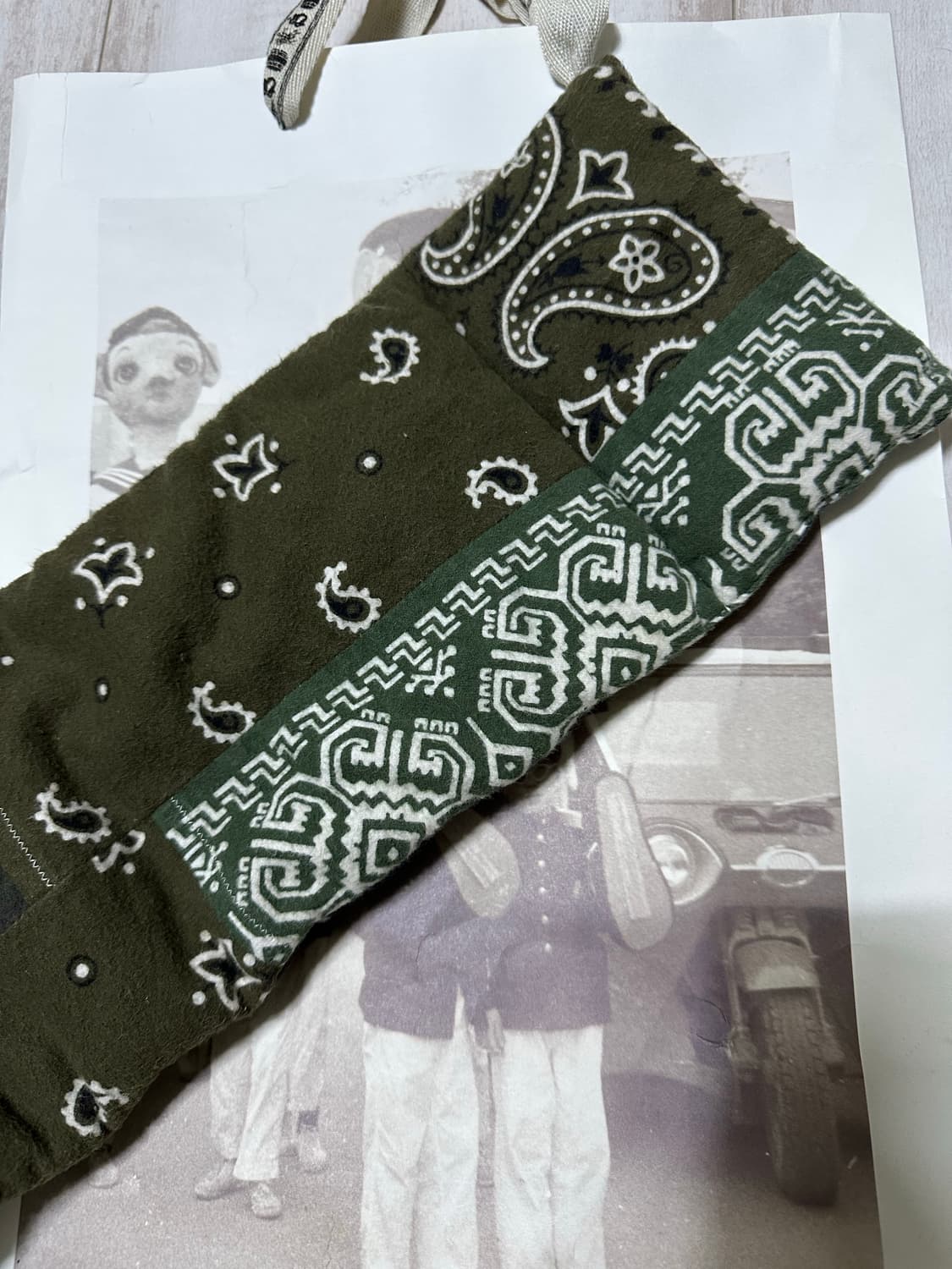 캐피탈 플란넬 반다나 패턴 리버시블 케사 머플러 블랙 카키 상품이미지3