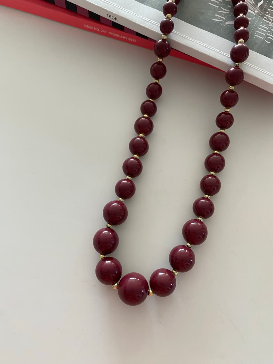 버건디 라운드 비즈 목걸이 상품이미지2