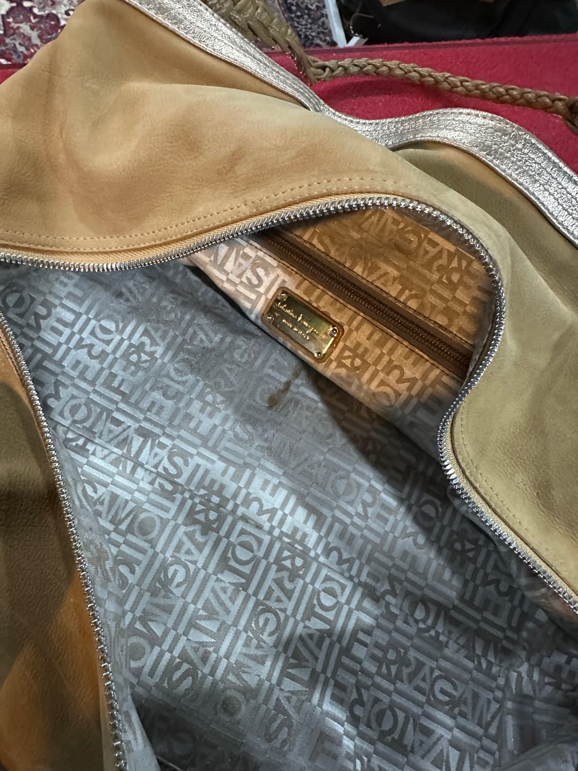 페레가모 가죽 베이지 숄더백 상품이미지8