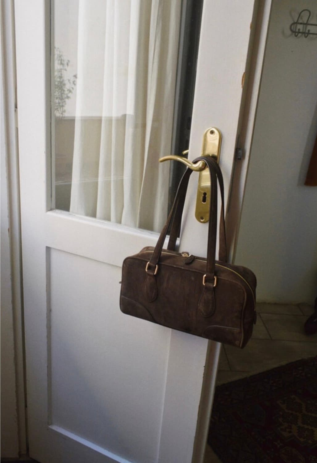 Lo61 timeless bowler bag in suede brwon 상품이미지1