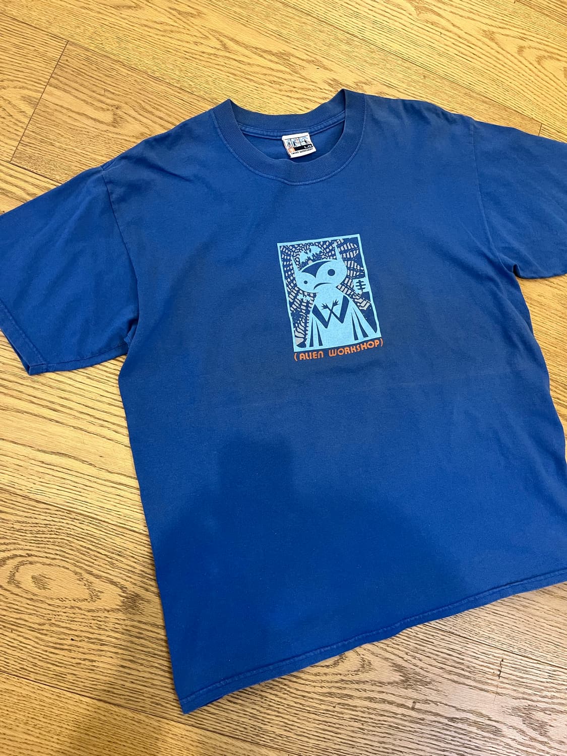 빈티지 에일리언워크샵 상품이미지1