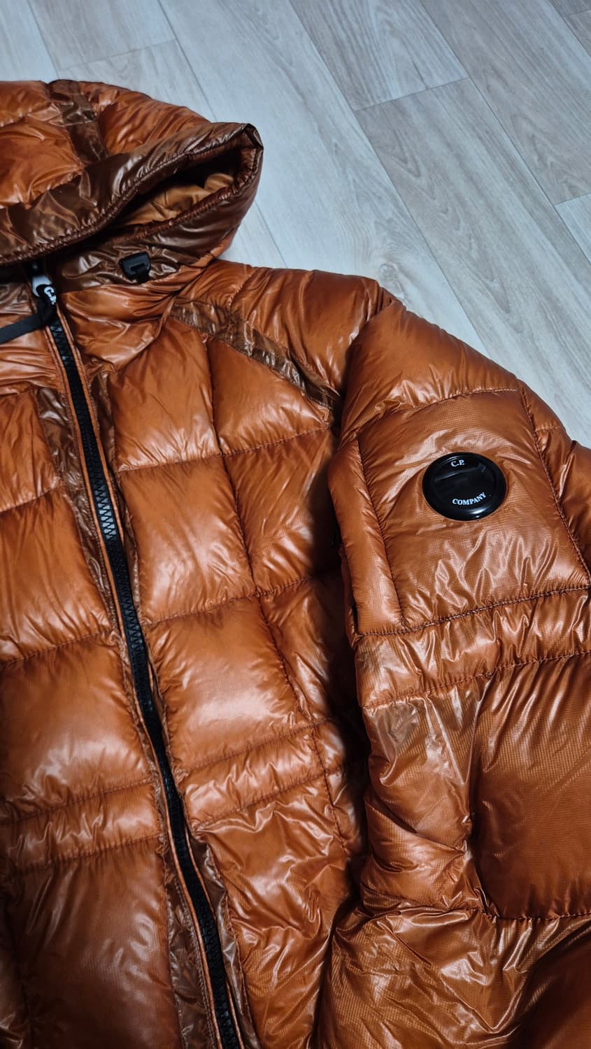 CP컴퍼니 DD쉘 후드 패딩 XXL 상품이미지3