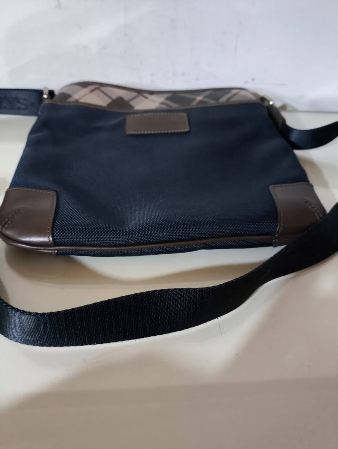 헤지스 미니 크로스백 남성 상품이미지3