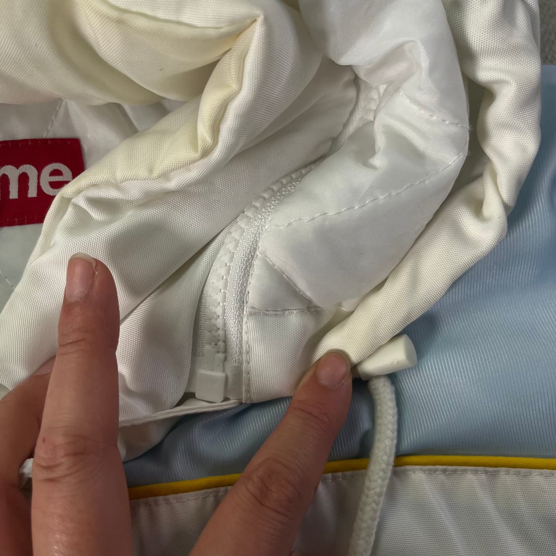 105 슈프림 19FW 스포츠 파이핑 푸퍼 자켓 상품이미지4