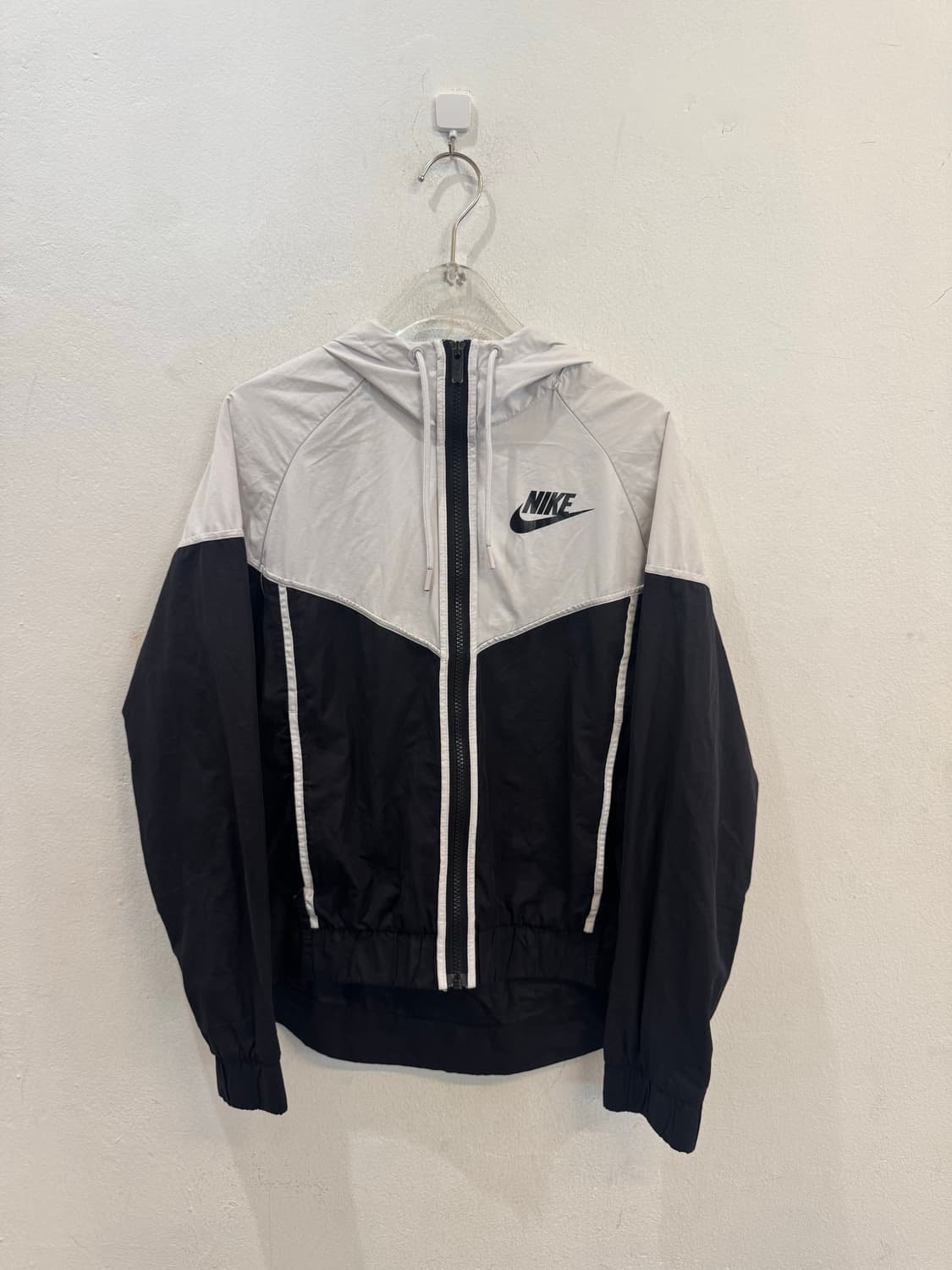 Nike Windrunner Windbreaker Jacket 상품이미지1