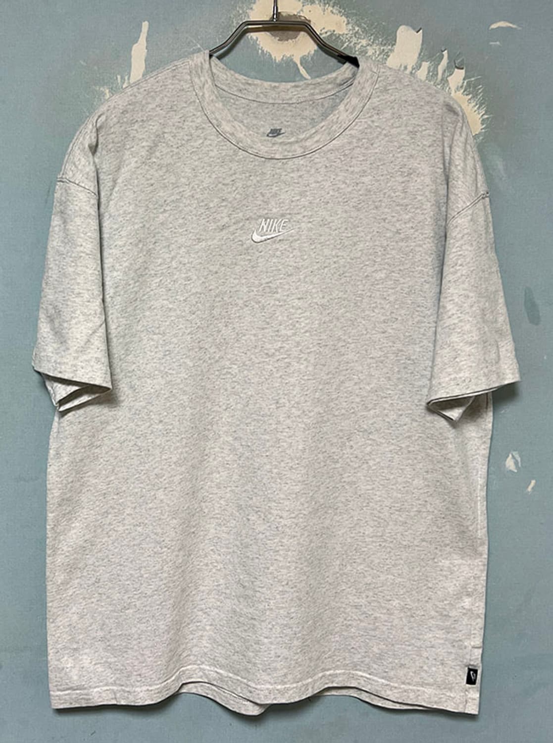 NIKE 나이키 프리미엄 에센셜 남자 반팔티 오버핏 헤비웨이트 L 100 상품이미지1