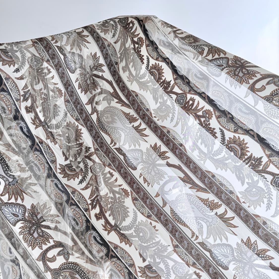 입생로랑 실크 100% 롱 스카프 (Size 57*170) 상품이미지5