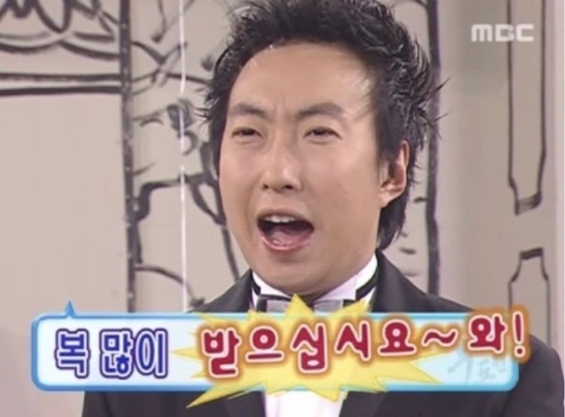 르메르 크루아상 그레인 래더 스몰 다크초콜릿 상품이미지1