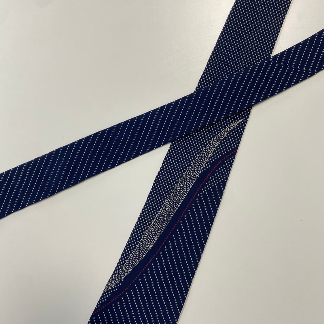 니나리치(NINA RICCI) 명품 정품넥타이 8.7cm 상품이미지4