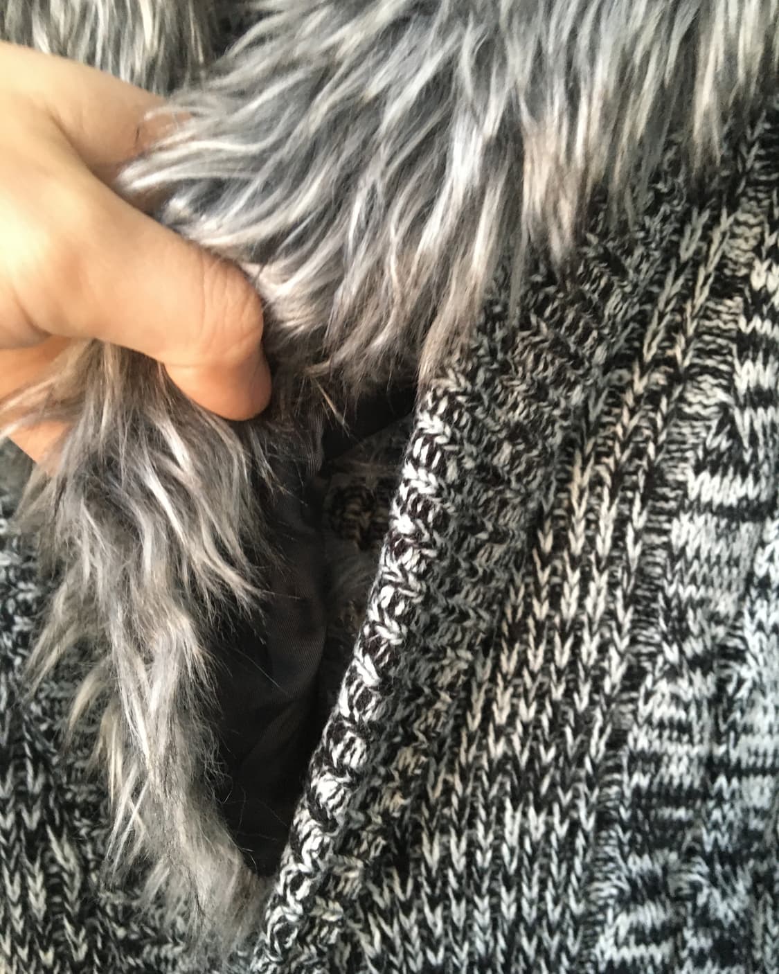 Fake fur collar knit cardigan 상품이미지5