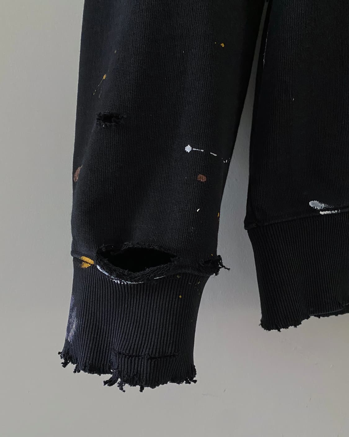 칼하트 디스트로이드 페인팅 맨투맨 상품이미지7