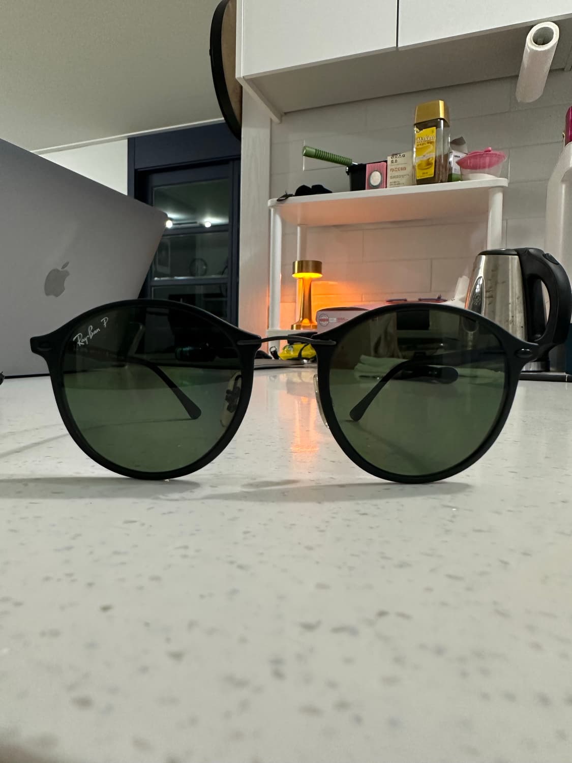 레이밴 RB4242 상품이미지4