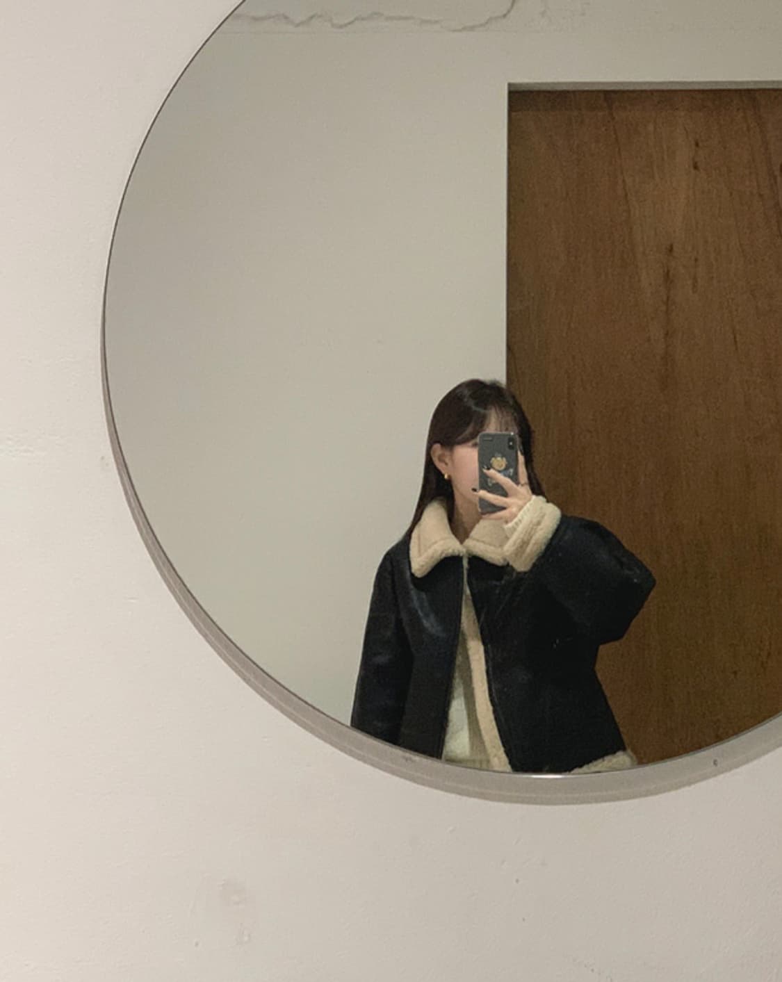 mmore 비건 레더 무스탕 블랙 상품이미지6