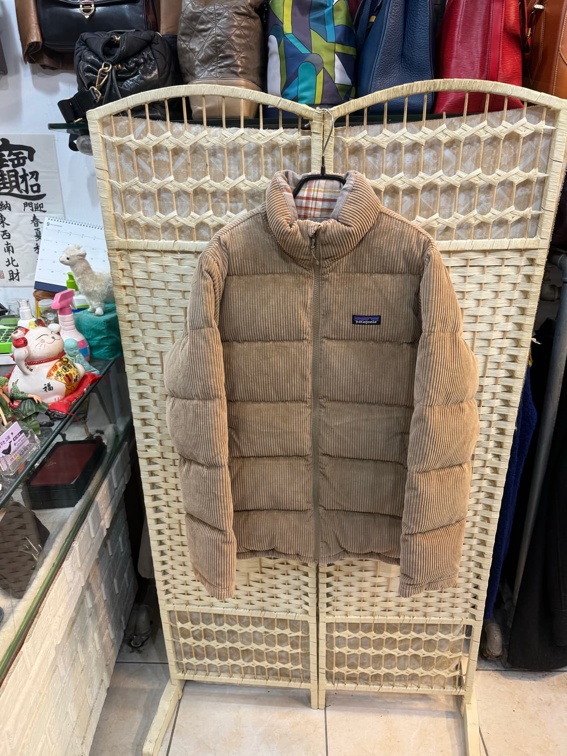 66 정품 파타고니아 코듀로이 패딩팝니다 상품이미지1