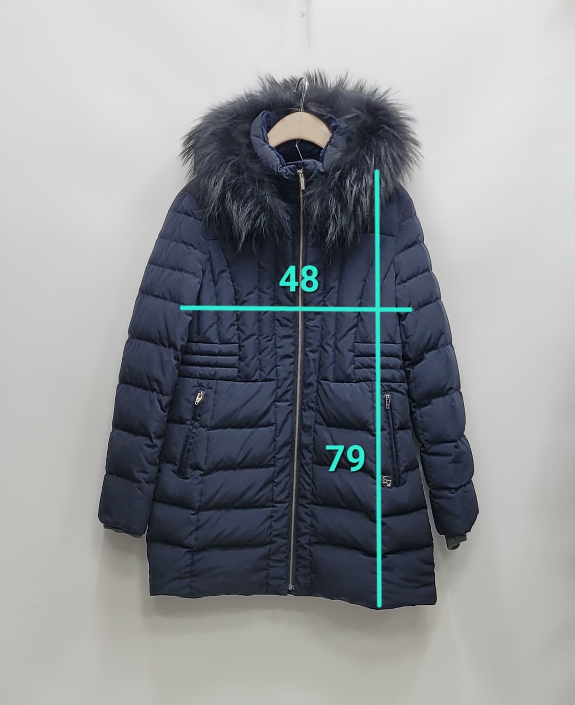 FANTOM 팬텀 라쿤퍼 후드 다운 롱 패딩 / 여 95 네이비
 상품이미지10