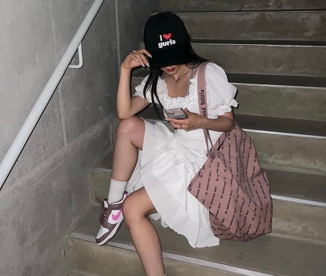 더미스테리어스호텔 풀로고 에코 백 상품이미지3