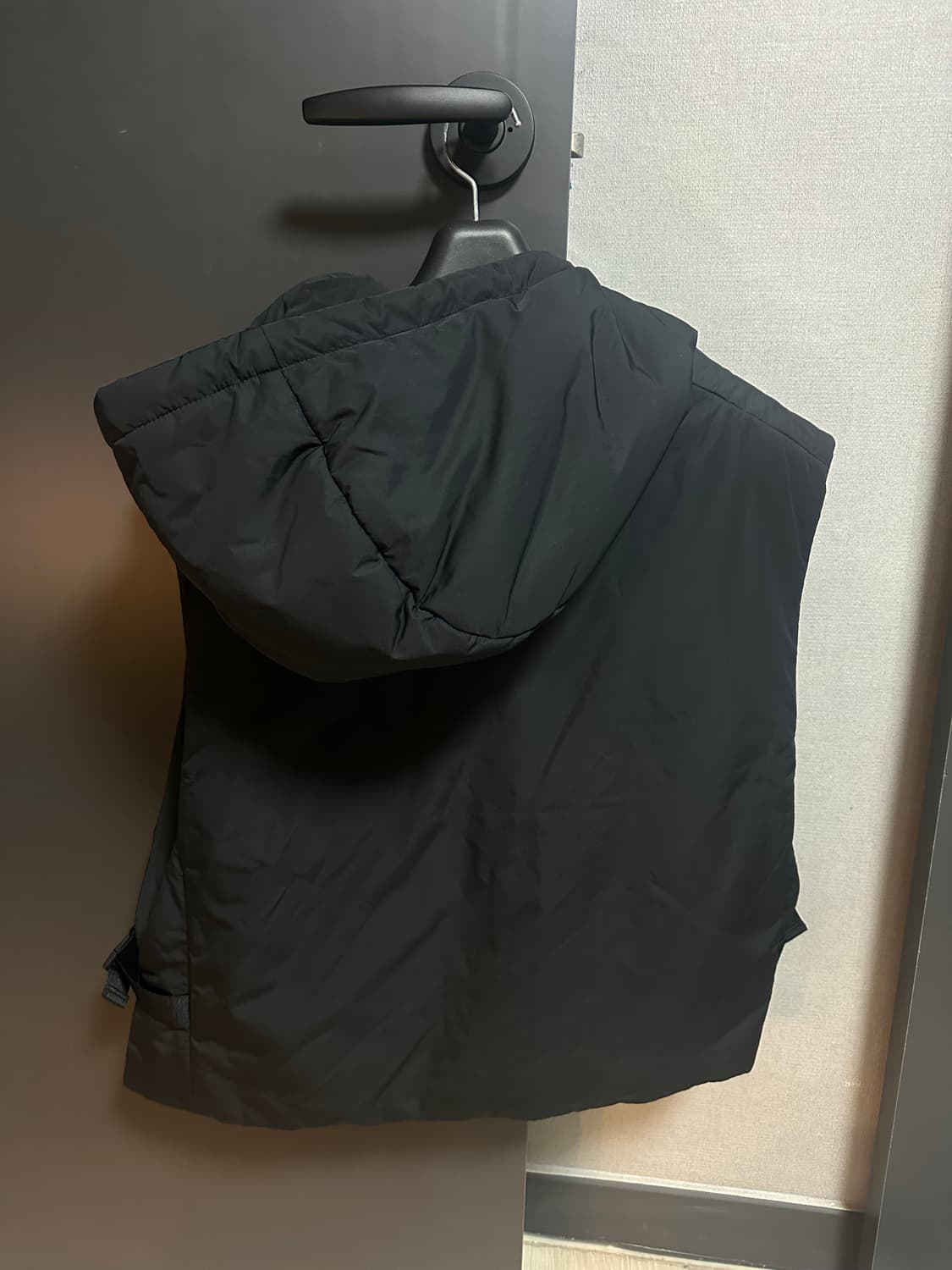 COS 후드 패딩조끼 상품이미지2