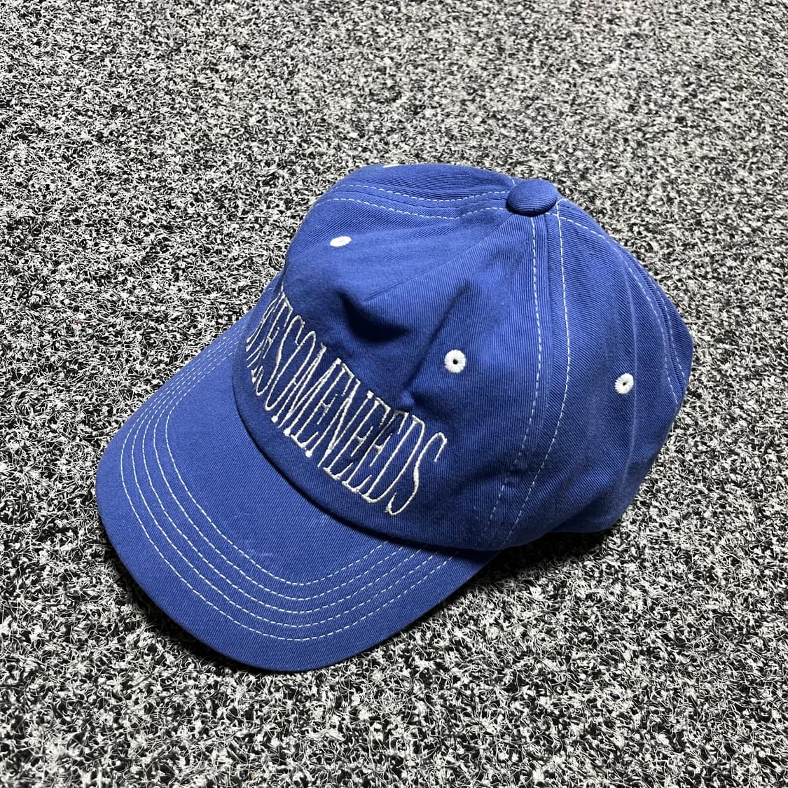 AWESOME NEEDS 어썸니즈 파란색 볼캡 상품이미지1