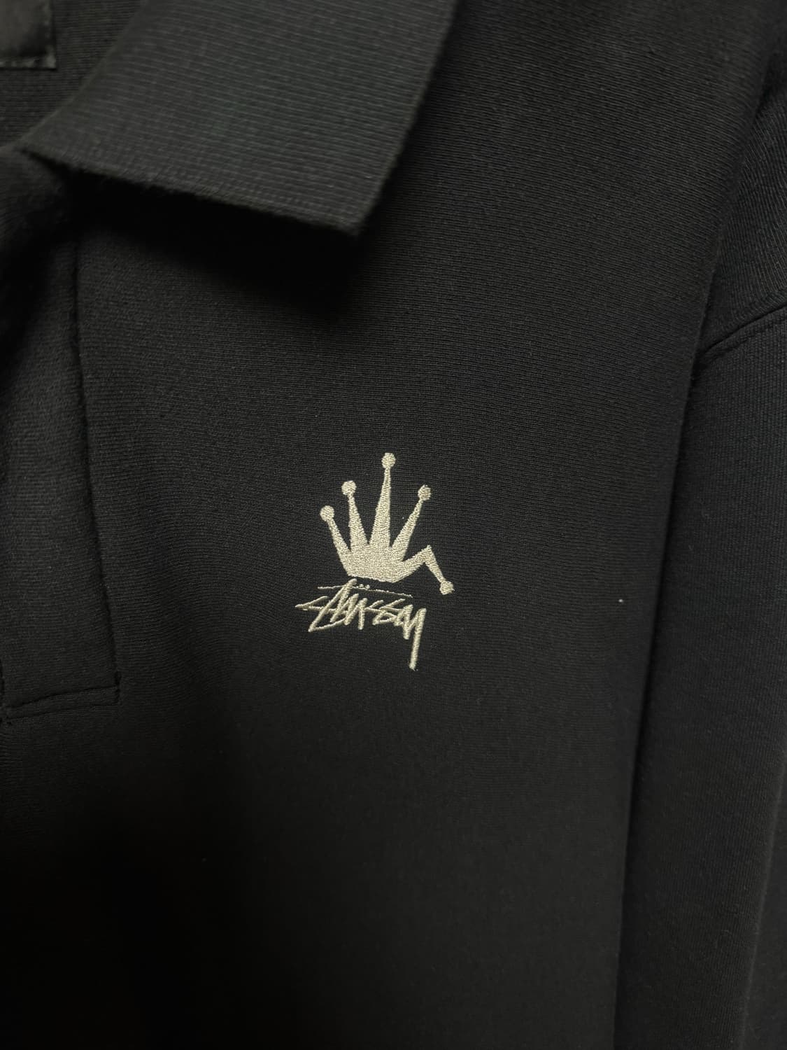 스투시 크라운 카라 맨투맨 상품이미지2