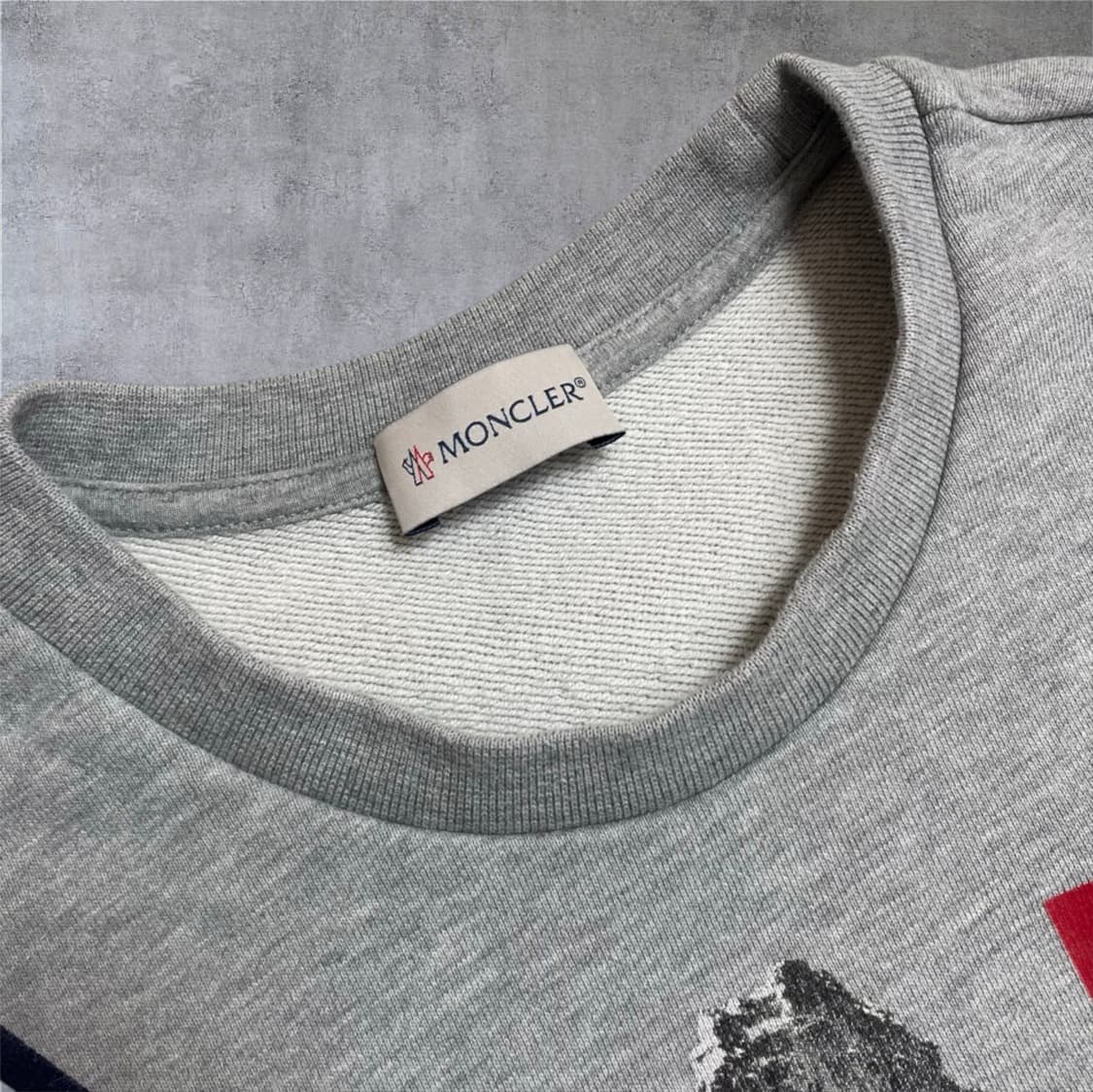 몽클레어 Moncler 그레이 마운틴 프린트 맨투맨 XL(100) 상품이미지2