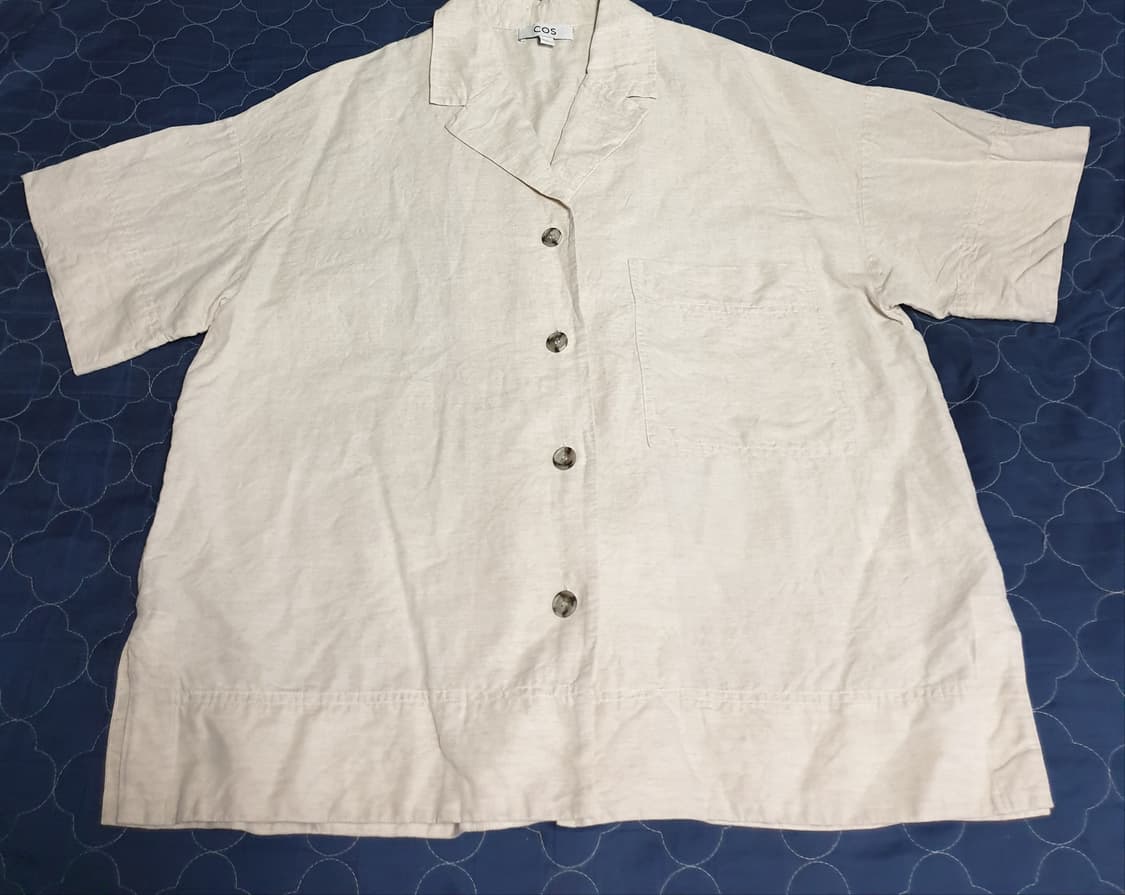 (단종매물) COS 오픈카라 린넨코튼 오버사이즈 반팔 셔츠 크림 (M) 상품이미지1