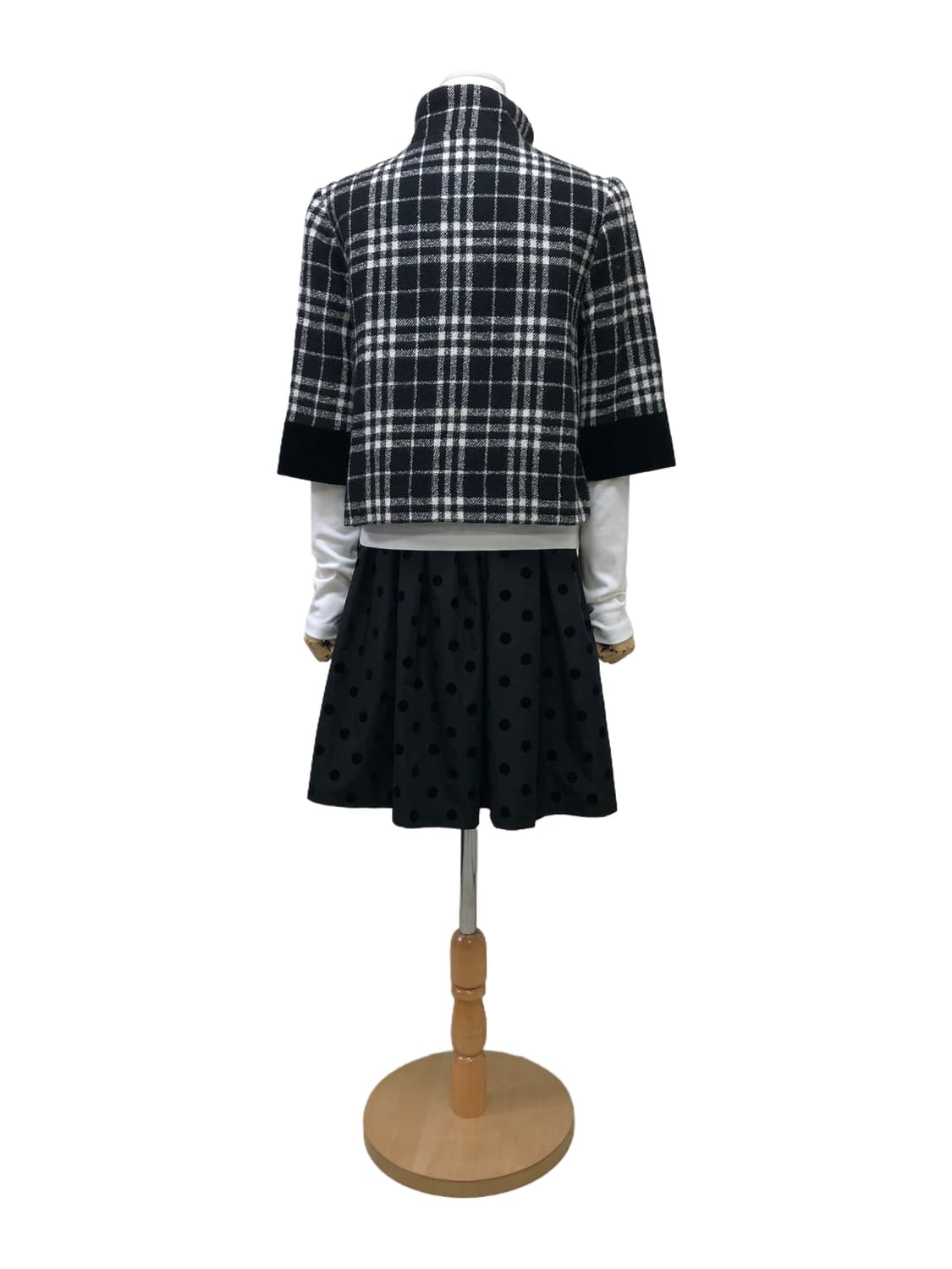 갤러리 비스콘티 체크 숏 코트 상품이미지6