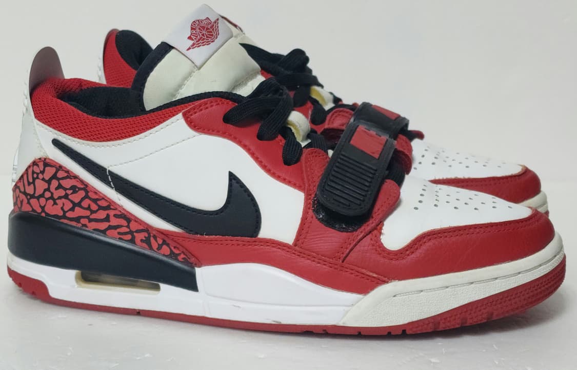 Nike Air Jordan 로우 레드/화이트/블랙 스니커즈 상품이미지3