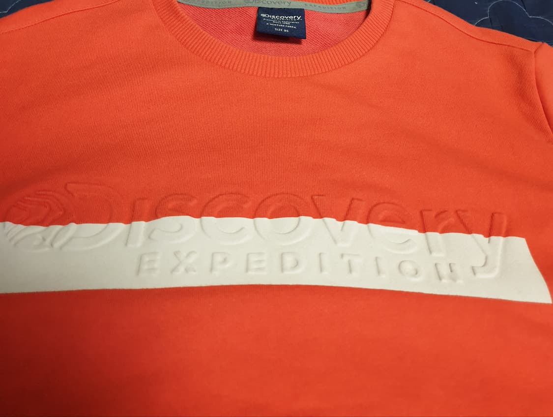 디스커버리 볼륨로고 맨투맨 브릭오렌지 (90, 95) 상품이미지2