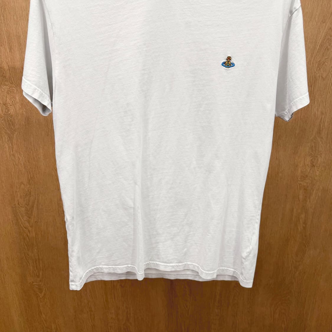 비비안 웨스트우드 코튼 반팔 티셔츠 로고 자수 라운드넥 디테일 화이트 상품이미지5